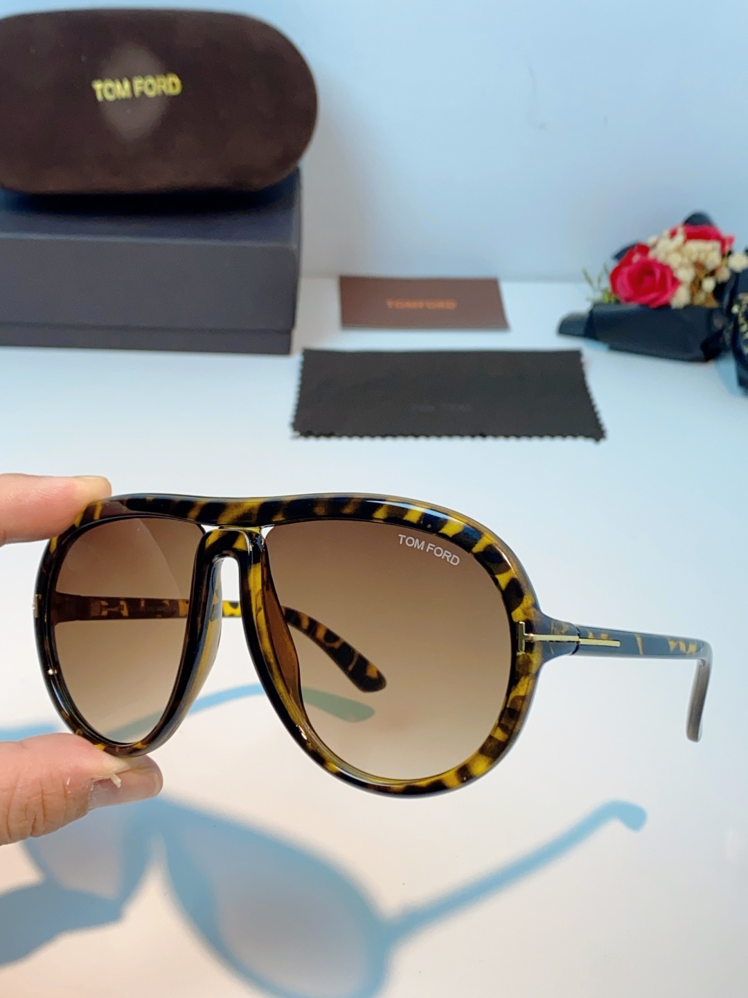 TomFord汤姆福特 2026新款欧美复古大框圆脸显瘦蛤蟆镜男女潮户外骑行遮阳太阳眼镜嘻哈墨镜