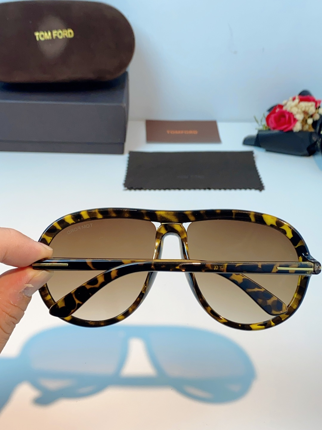 TomFord汤姆福特 2026新款欧美复古大框圆脸显瘦蛤蟆镜男女潮户外骑行遮阳太阳眼镜嘻哈墨镜