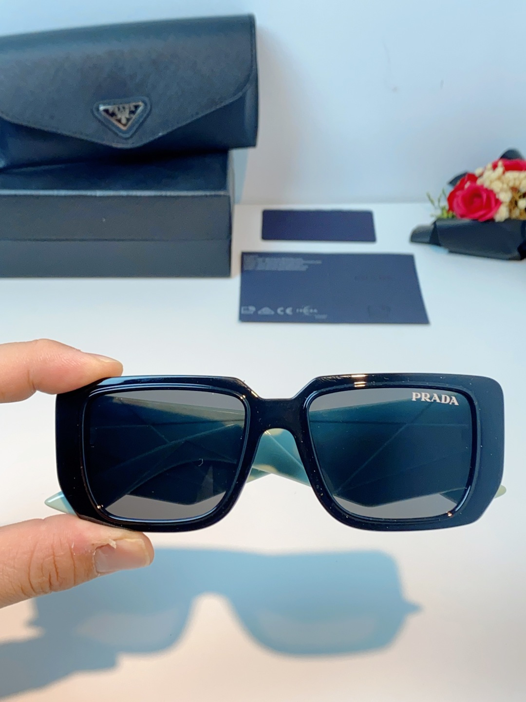 Prada普拉达 2026新款墨镜女款高级感小众设计感太阳眼镜男女款防紫外线 男女通用