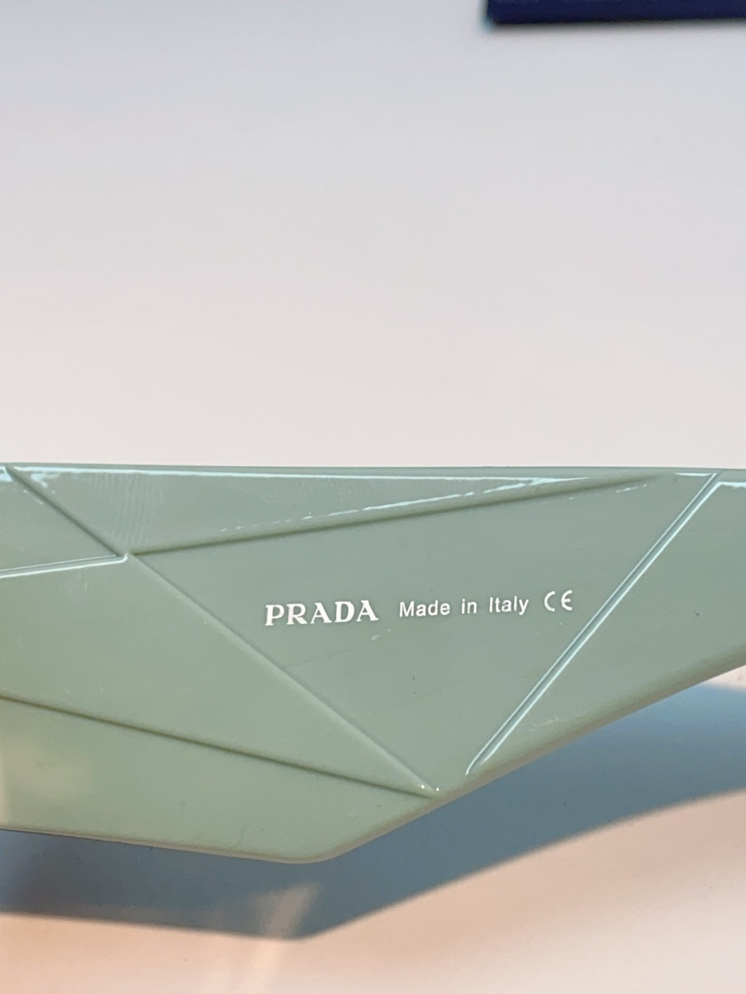 Prada普拉达 2026新款墨镜女款高级感小众设计感太阳眼镜男女款防紫外线 男女通用