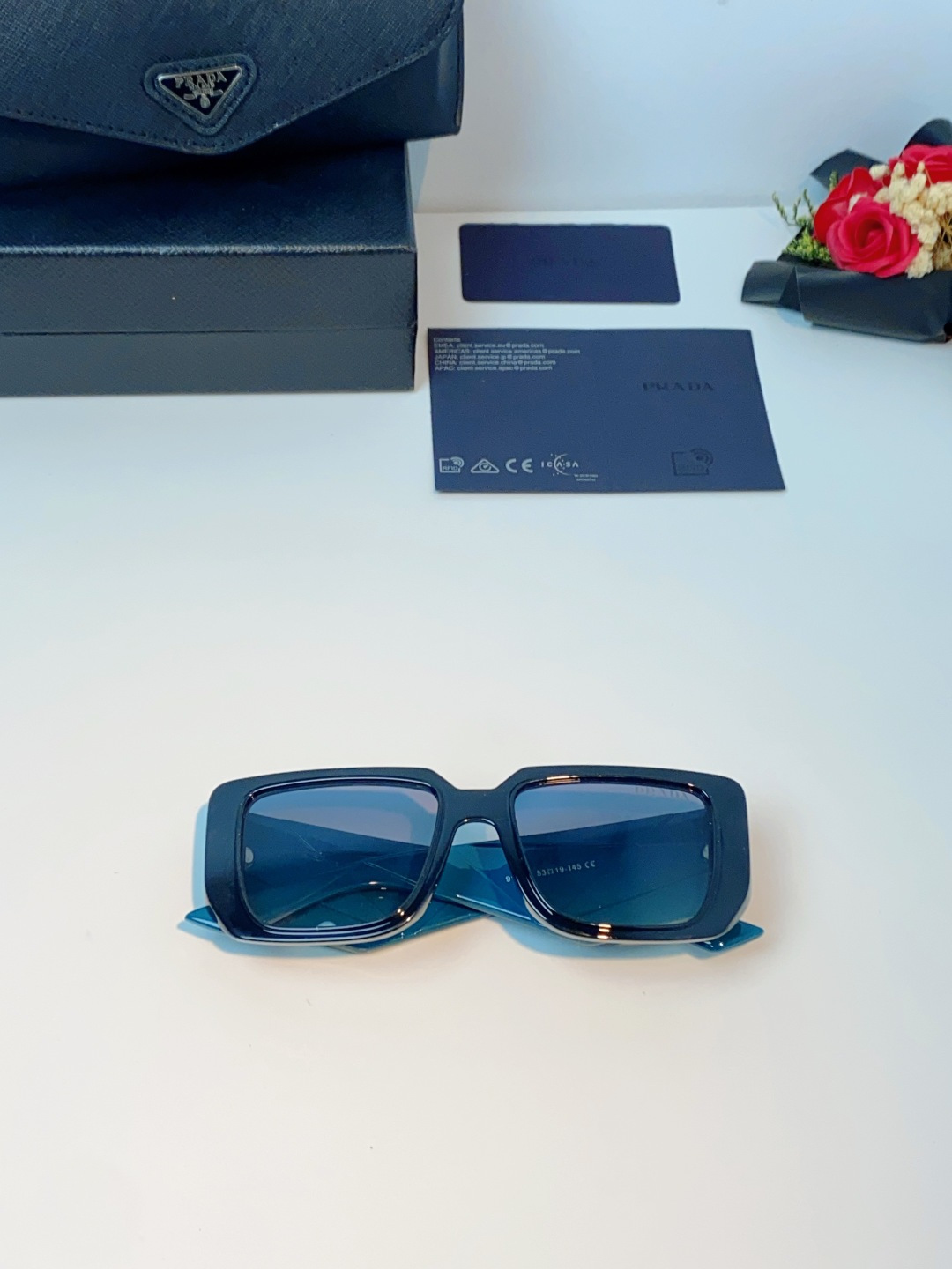 Prada普拉达 2026新款墨镜女款高级感小众设计感太阳眼镜男女款防紫外线 男女通用