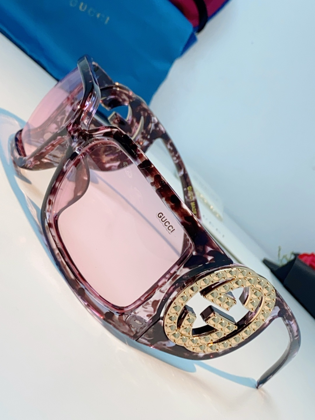 Gucci古奇 2026新款欧美风方形大框太阳眼镜1899S男女通用时尚显脸小遮阳墨镜镶钻 男女通用