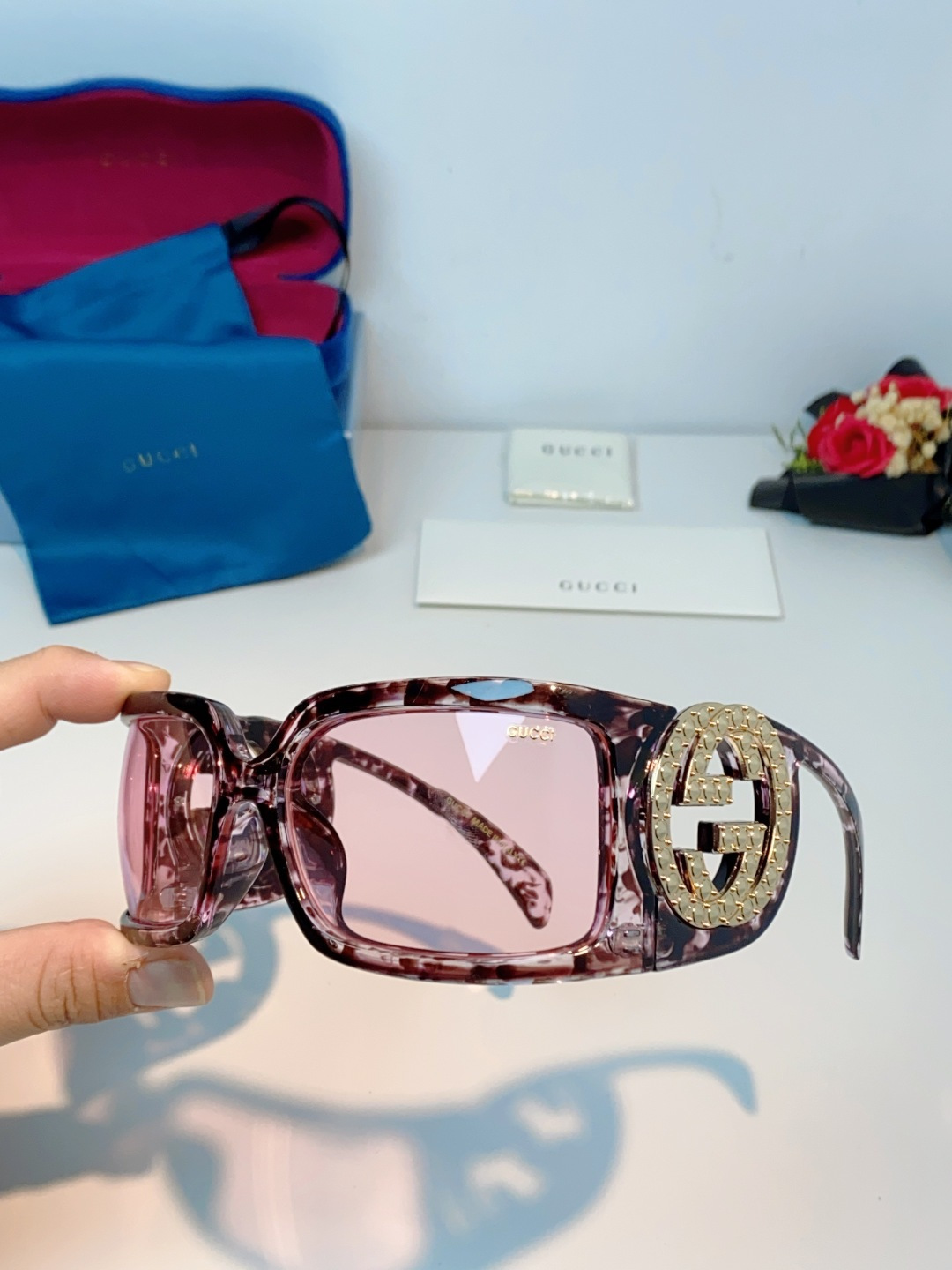 Gucci古奇 2026新款欧美风方形大框太阳眼镜1899S男女通用时尚显脸小遮阳墨镜镶钻 男女通用