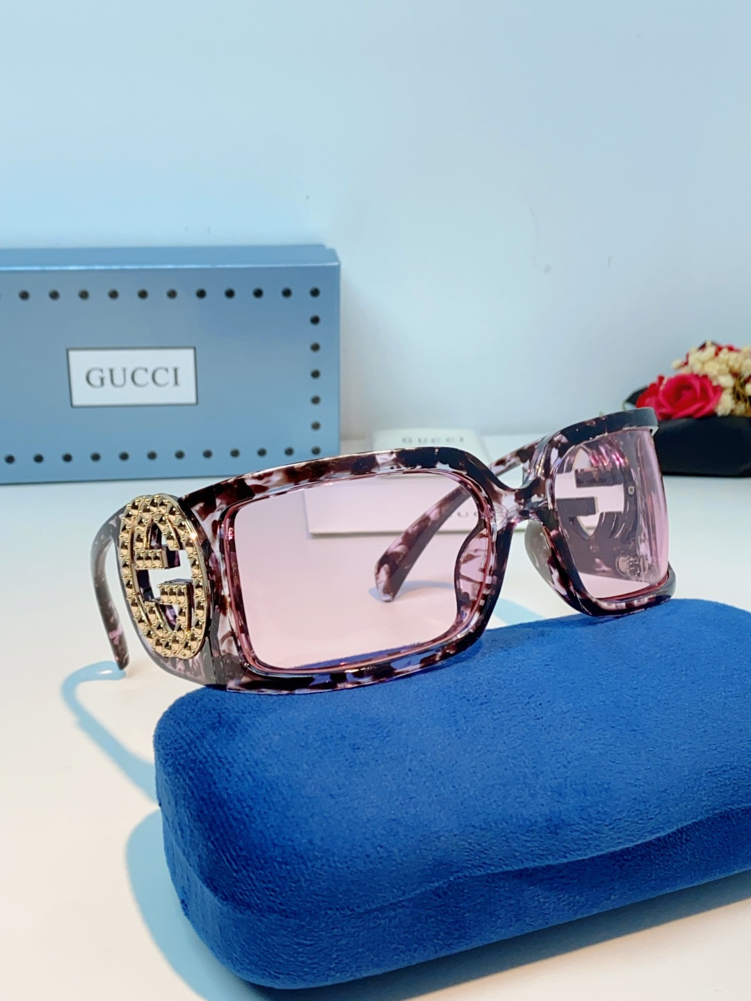Gucci古奇 2026新款欧美风方形大框太阳眼镜1899S男女通用时尚显脸小遮阳墨镜镶钻 男女通用