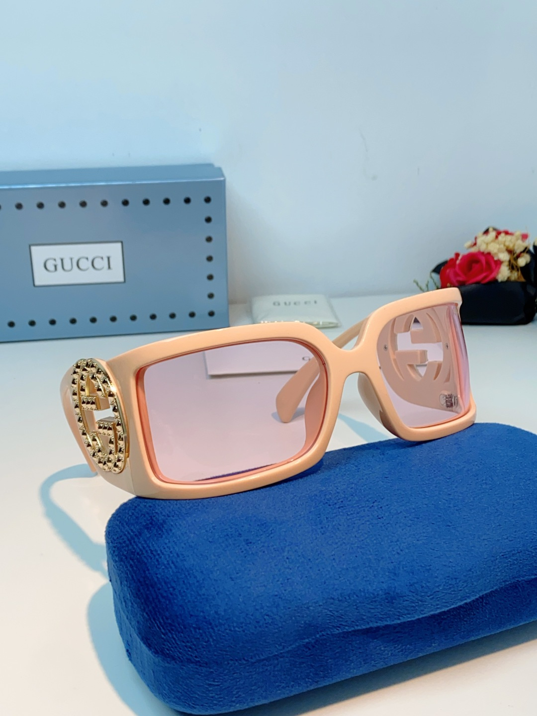 Gucci古奇 2026新款欧美风方形大框太阳眼镜1899S男女通用时尚显脸小遮阳墨镜镶钻 男女通用