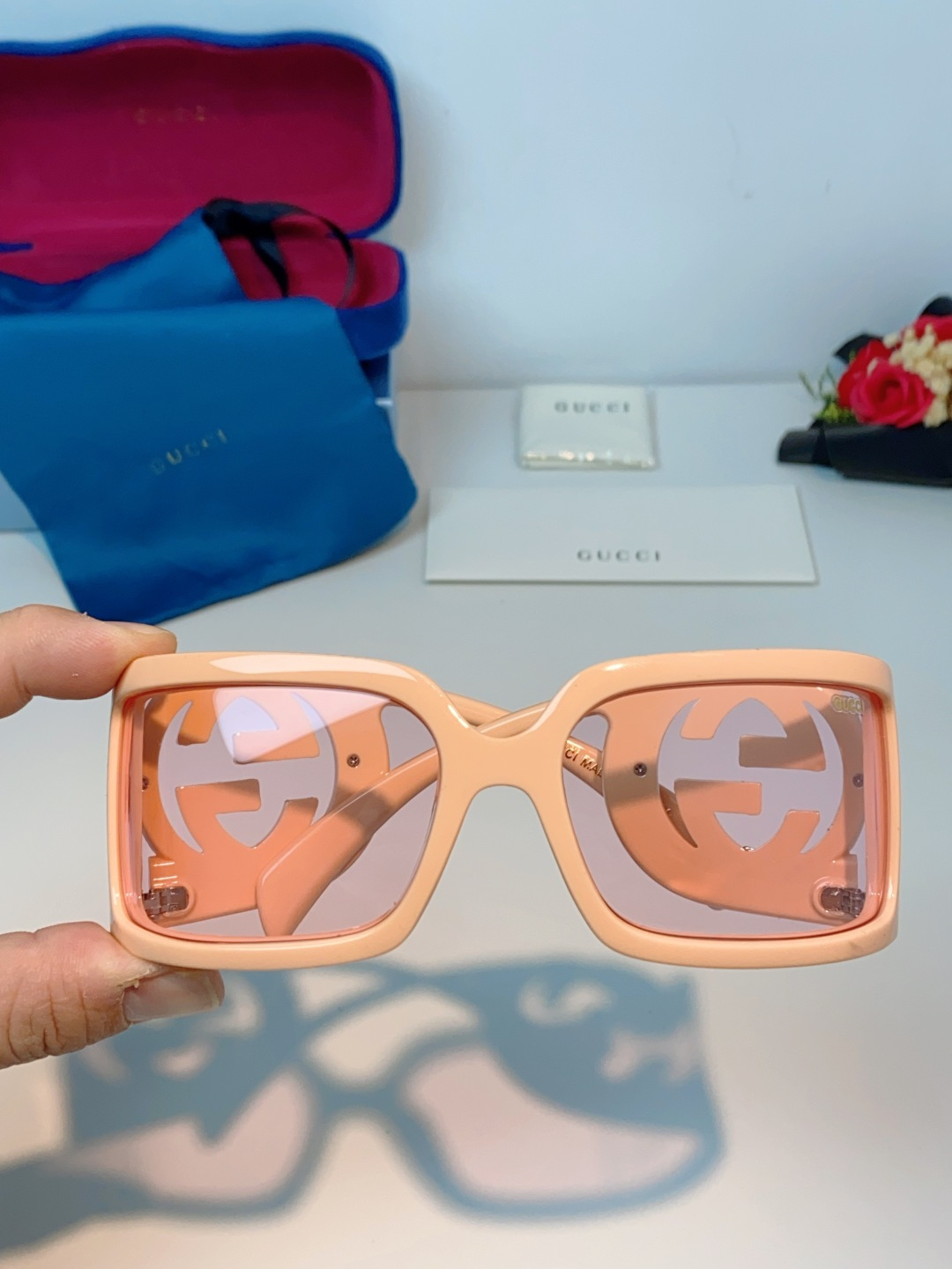 Gucci古奇 2026新款欧美风方形大框太阳眼镜1899S男女通用时尚显脸小遮阳墨镜镶钻 男女通用