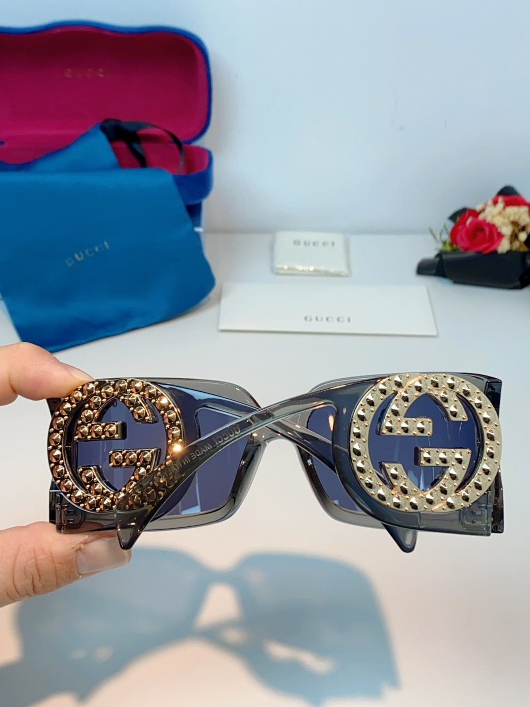 Gucci古奇 2026新款欧美风方形大框太阳眼镜1899S男女通用时尚显脸小遮阳墨镜镶钻 男女通用