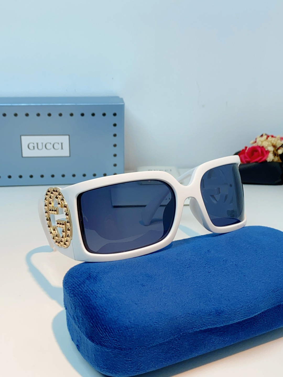 Gucci古奇 2026新款欧美风方形大框太阳眼镜1899S男女通用时尚显脸小遮阳墨镜镶钻 男女通用