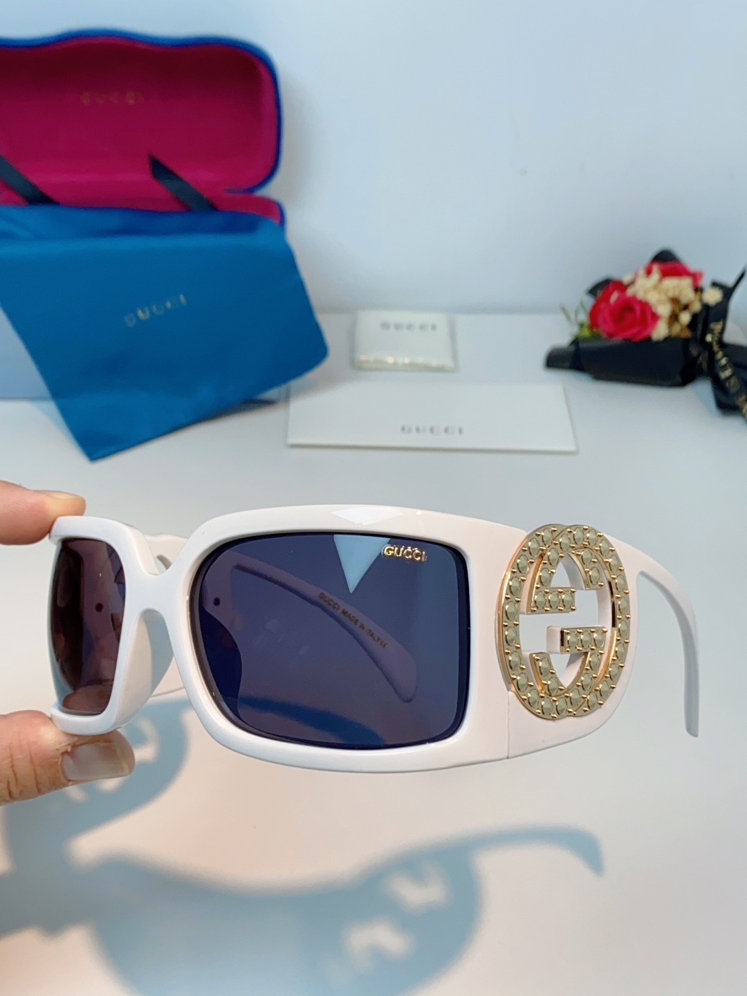 Gucci古奇 2026新款欧美风方形大框太阳眼镜1899S男女通用时尚显脸小遮阳墨镜镶钻 男女通用