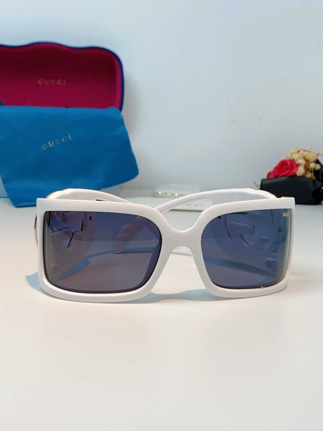 Gucci古奇 2026新款欧美风方形大框太阳眼镜1899S男女通用时尚显脸小遮阳墨镜镶钻 男女通用