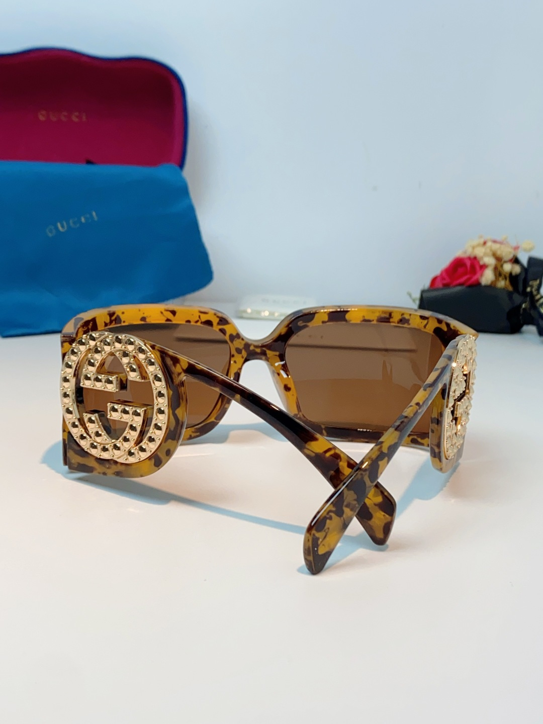 Gucci古奇 2026新款欧美风方形大框太阳眼镜1899S男女通用时尚显脸小遮阳墨镜镶钻 男女通用