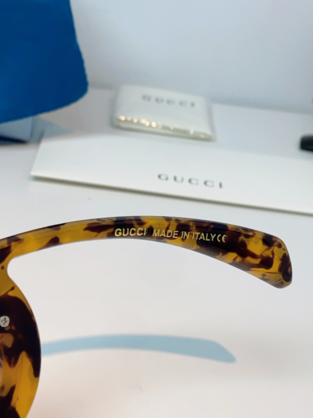 Gucci古奇 2026新款欧美风方形大框太阳眼镜1899S男女通用时尚显脸小遮阳墨镜镶钻 男女通用