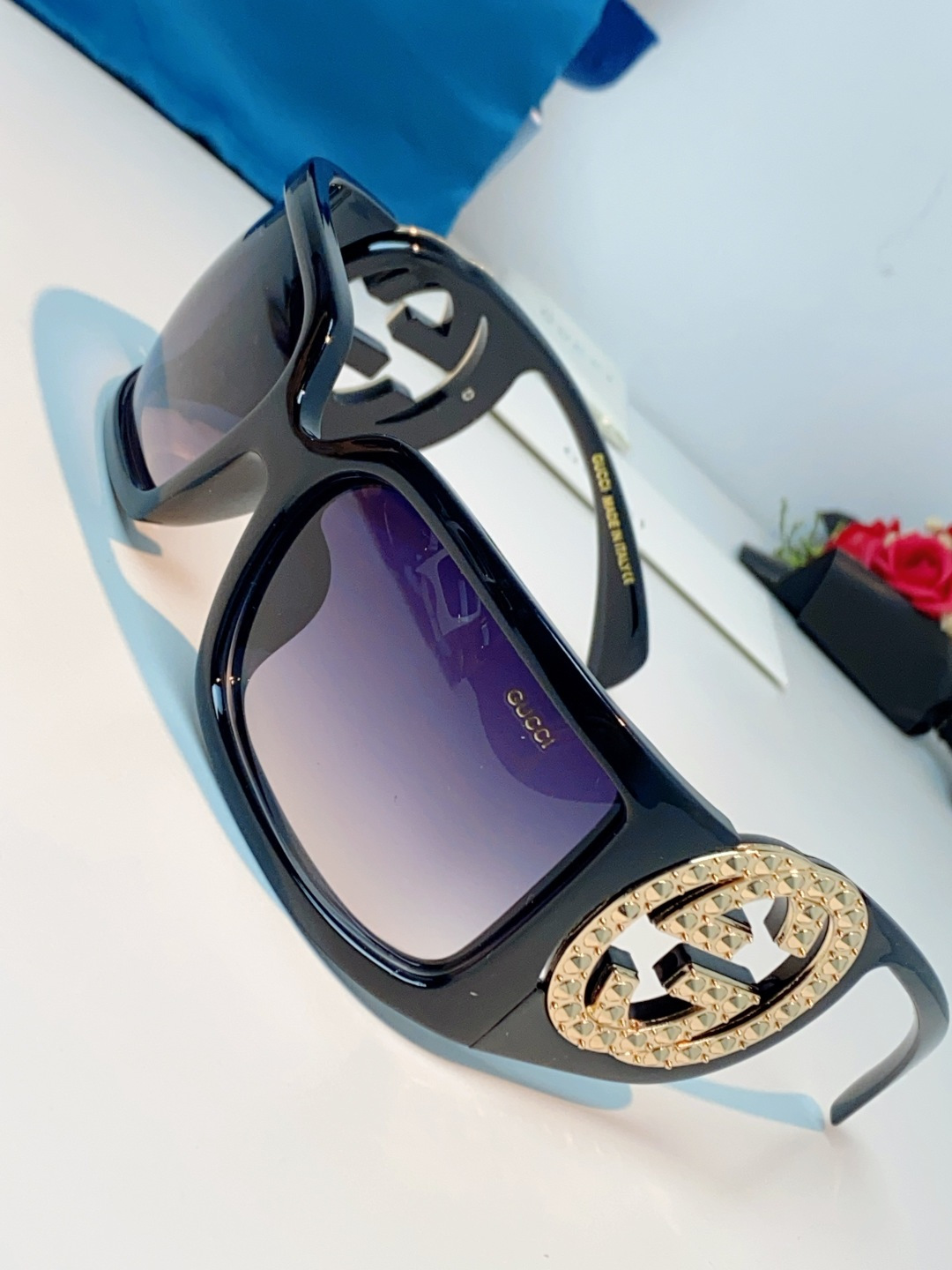 Gucci古奇 2026新款欧美风方形大框太阳眼镜1899S男女通用时尚显脸小遮阳墨镜镶钻 男女通用