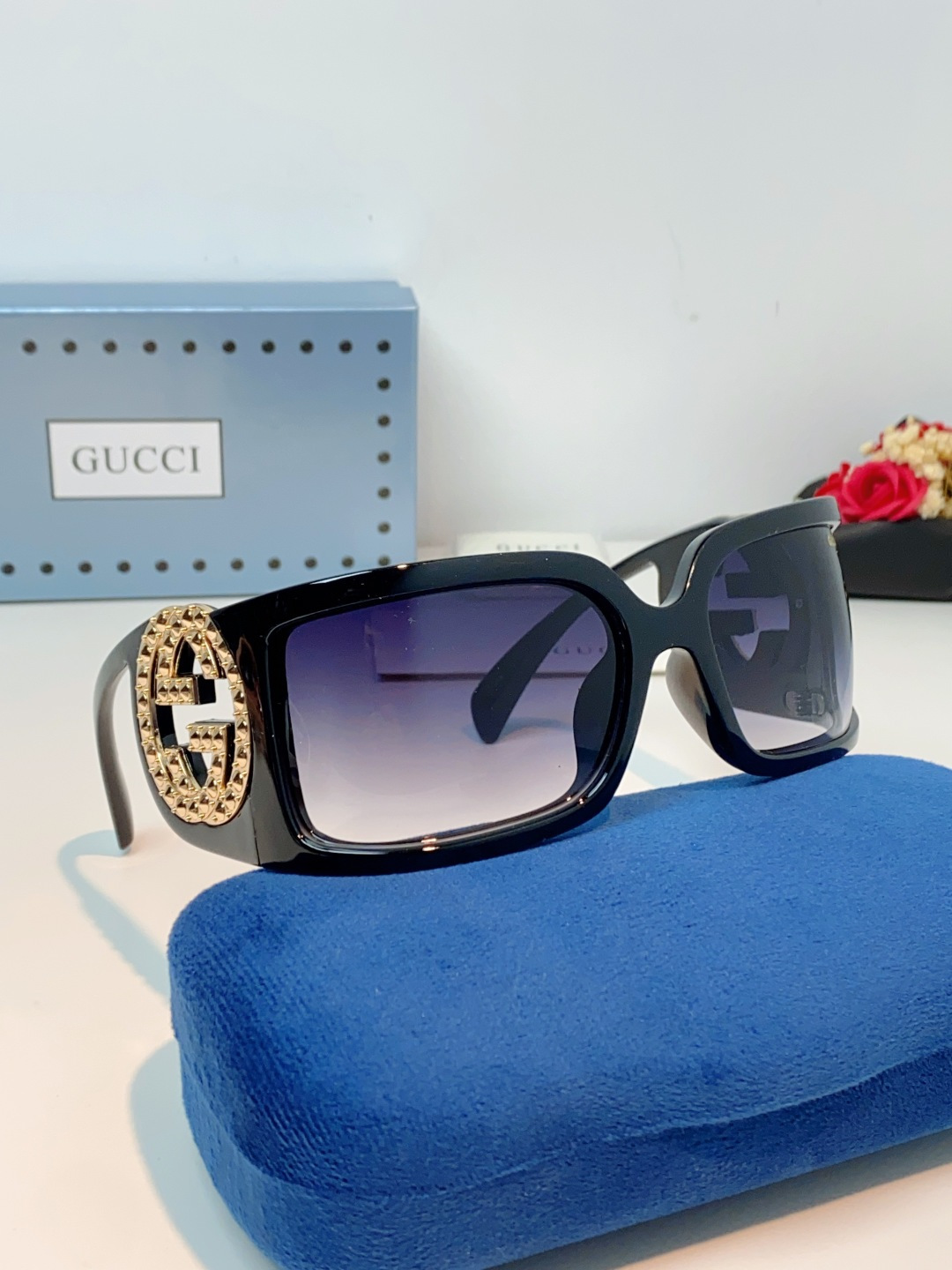 Gucci古奇 2026新款欧美风方形大框太阳眼镜1899S男女通用时尚显脸小遮阳墨镜镶钻 男女通用