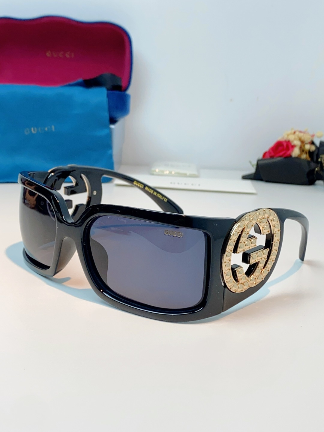 Gucci古奇 2026新款欧美风方形大框太阳眼镜1899S男女通用时尚显脸小遮阳墨镜镶钻 男女通用