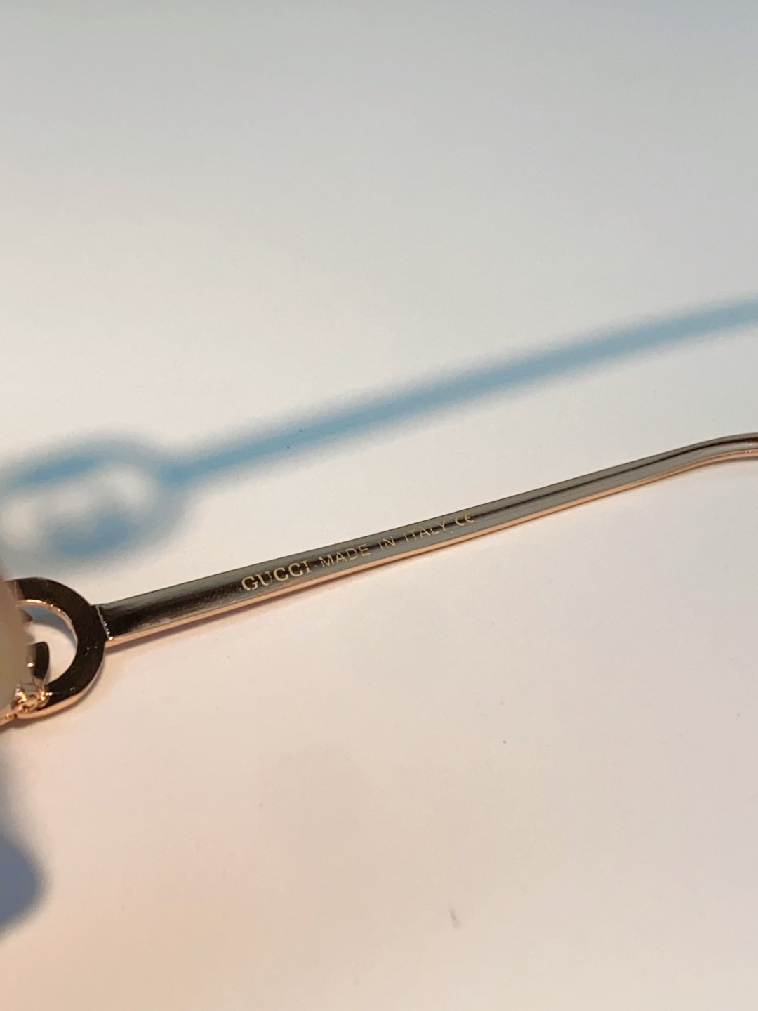 Gucci古奇 2026新款赛博朋克无框切边方形窄框太阳眼镜男女潮小脸显瘦嘻哈蹦迪墨镜女士墨镜