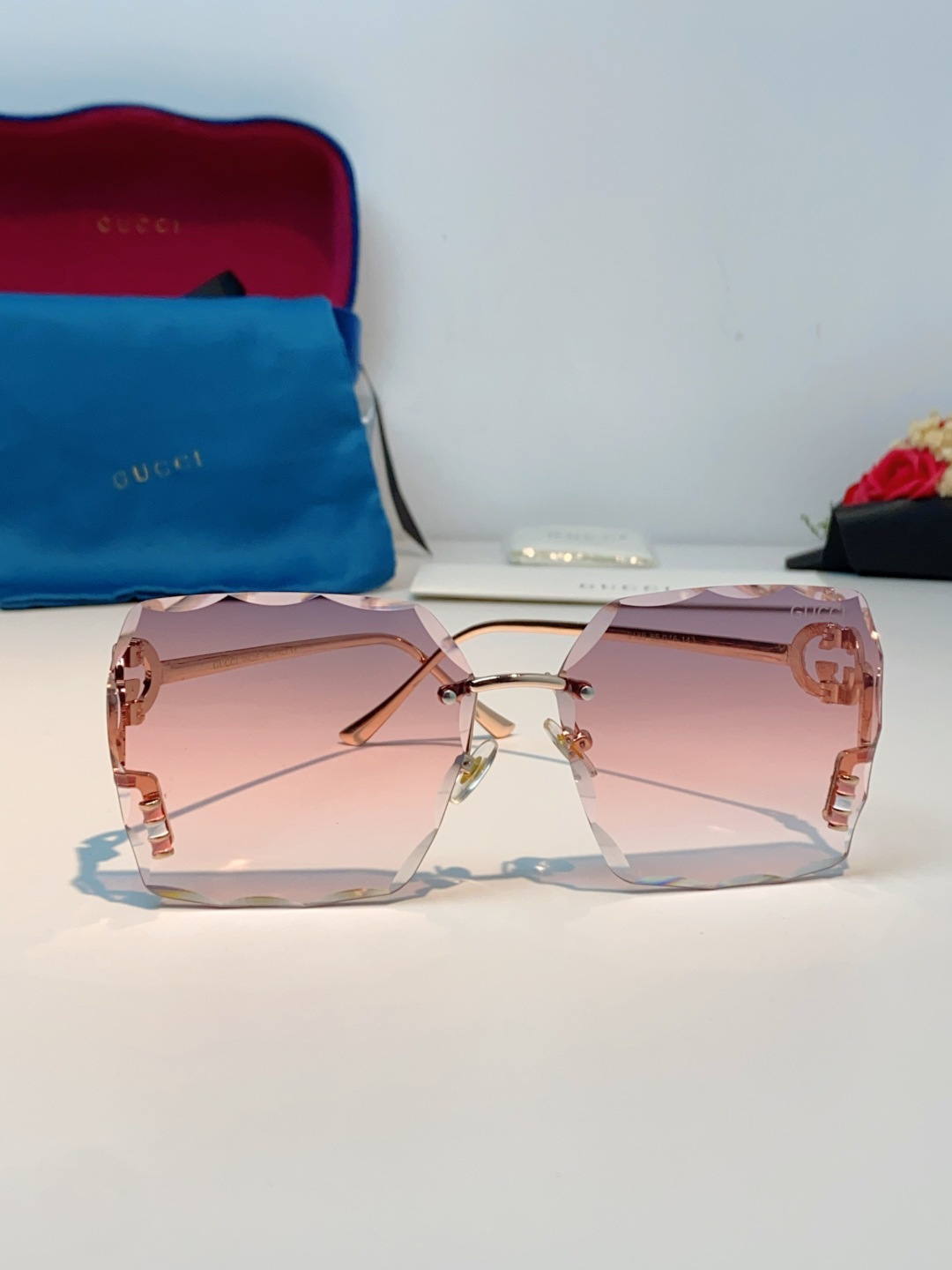 Gucci古奇 2026新款赛博朋克无框切边方形窄框太阳眼镜男女潮小脸显瘦嘻哈蹦迪墨镜女士墨镜