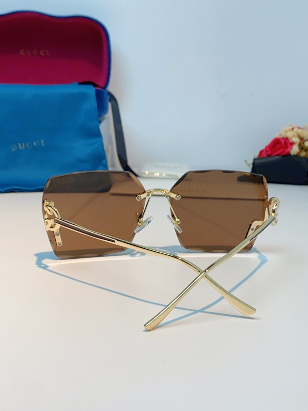 Gucci古奇 2026新款赛博朋克无框切边方形窄框太阳眼镜男女潮小脸显瘦嘻哈蹦迪墨镜女士墨镜