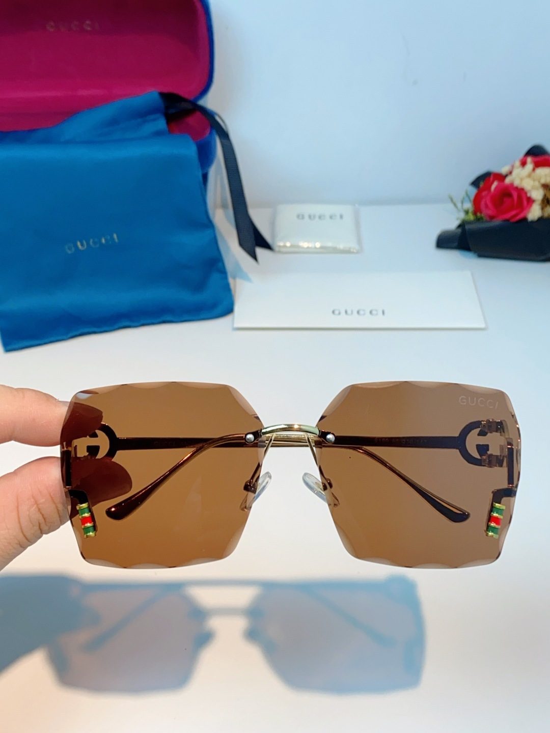 Gucci古奇 2026新款赛博朋克无框切边方形窄框太阳眼镜男女潮小脸显瘦嘻哈蹦迪墨镜女士墨镜