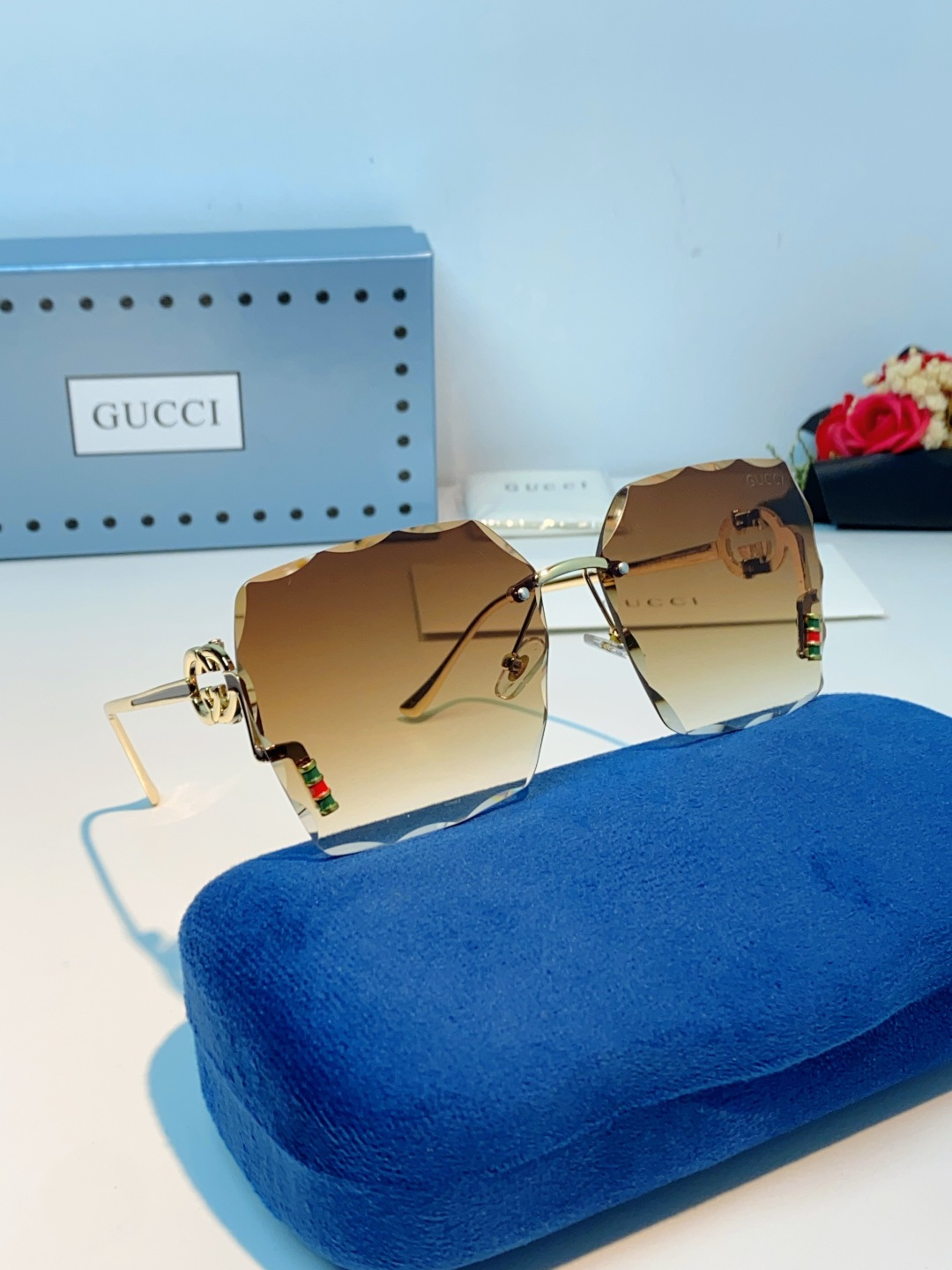 Gucci古奇 2026新款赛博朋克无框切边方形窄框太阳眼镜男女潮小脸显瘦嘻哈蹦迪墨镜女士墨镜