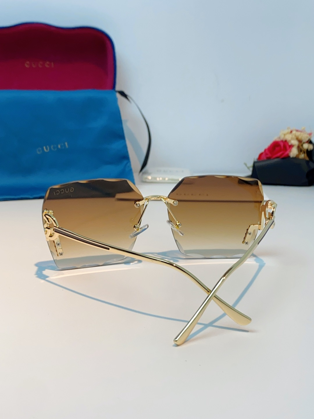 Gucci古奇 2026新款赛博朋克无框切边方形窄框太阳眼镜男女潮小脸显瘦嘻哈蹦迪墨镜女士墨镜