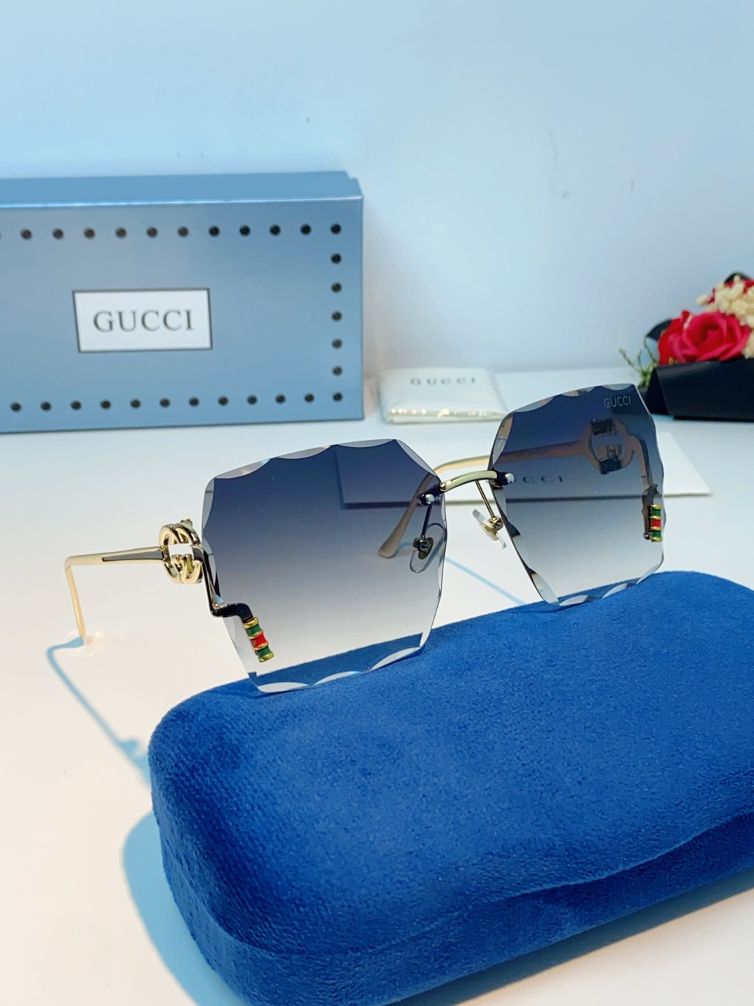 Gucci古奇 2026新款赛博朋克无框切边方形窄框太阳眼镜男女潮小脸显瘦嘻哈蹦迪墨镜女士墨镜