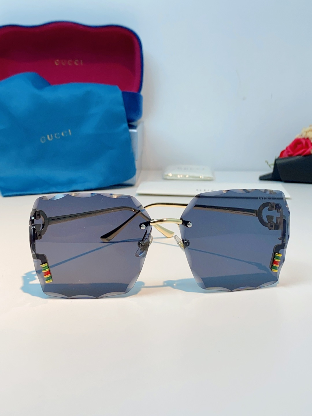 Gucci古奇 2026新款赛博朋克无框切边方形窄框太阳眼镜男女潮小脸显瘦嘻哈蹦迪墨镜女士墨镜