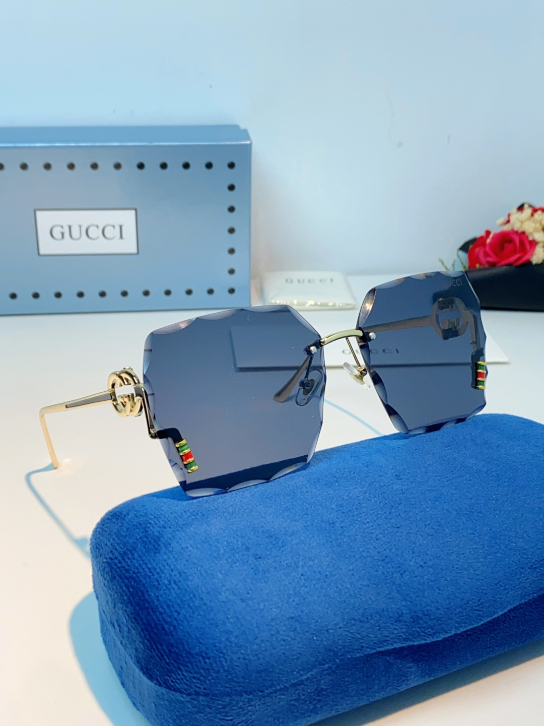 Gucci古奇 2026新款赛博朋克无框切边方形窄框太阳眼镜男女潮小脸显瘦嘻哈蹦迪墨镜女士墨镜