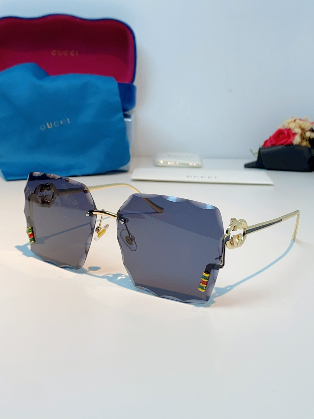 Gucci古奇 2026新款赛博朋克无框切边方形窄框太阳眼镜男女潮小脸显瘦嘻哈蹦迪墨镜女士墨镜