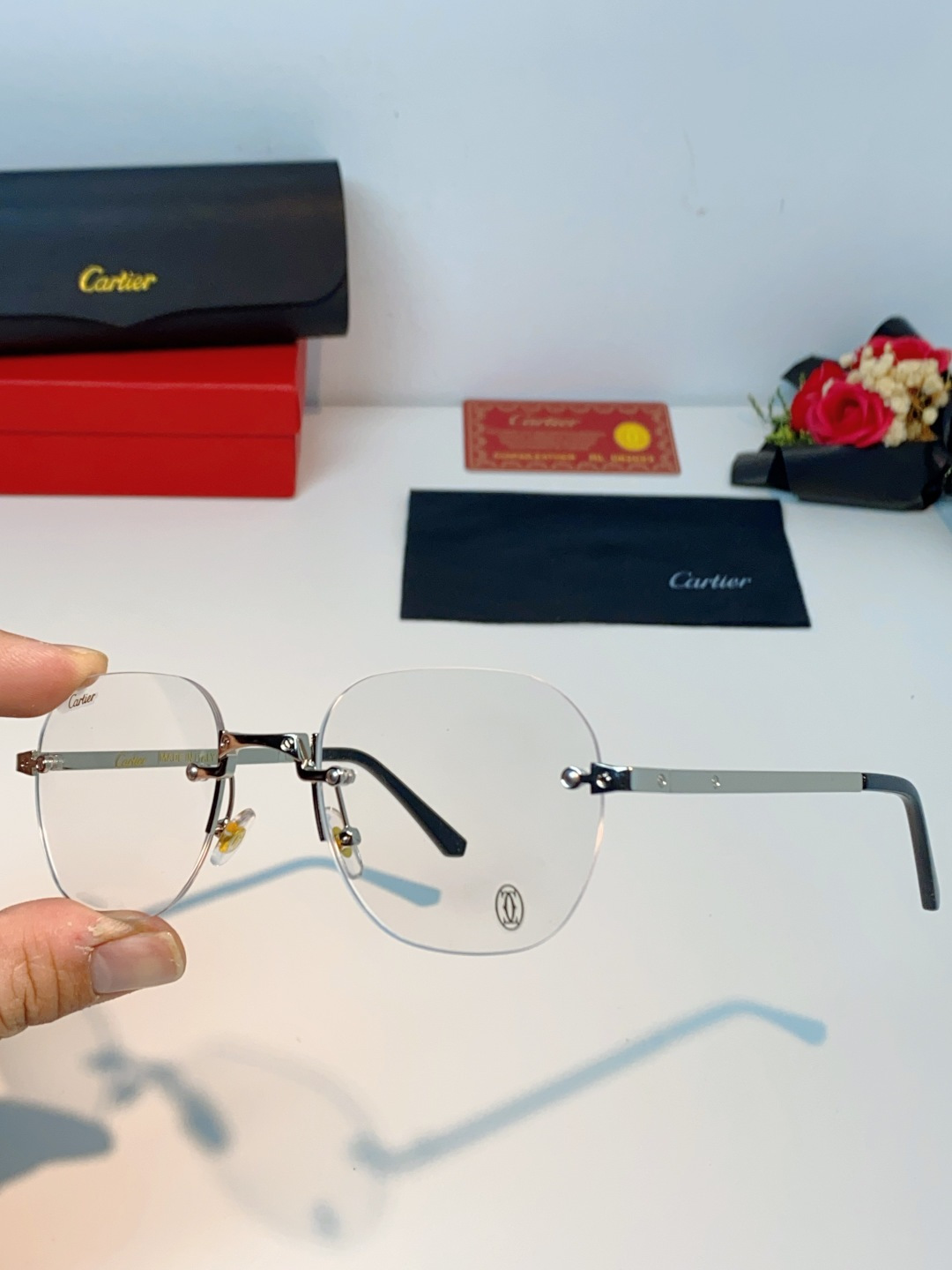 Cartier卡地亚 2026新款赛博朋克无框切边小方框太阳眼镜韩版女潮同款小脸显瘦墨镜