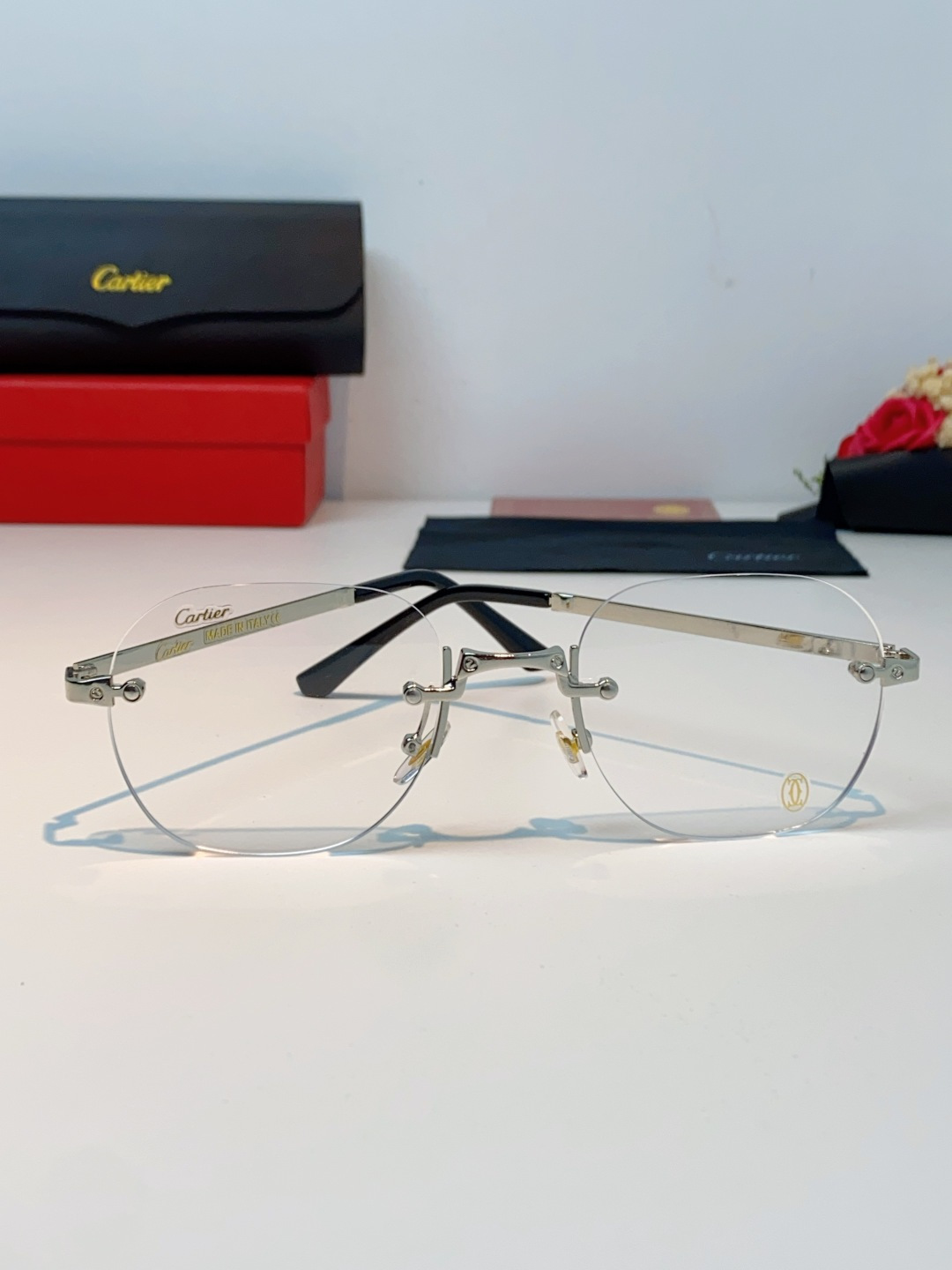 Cartier卡地亚 2026新款赛博朋克无框切边小方框太阳眼镜韩版女潮同款小脸显瘦墨镜