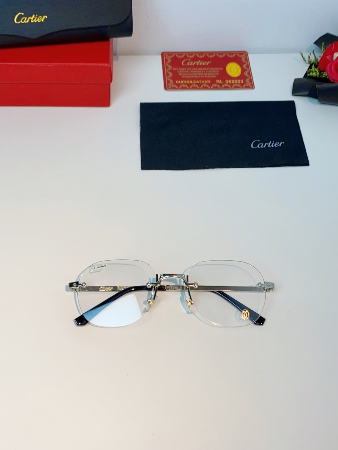 Cartier卡地亚 2026新款赛博朋克无框切边小方框太阳眼镜韩版女潮同款小脸显瘦墨镜