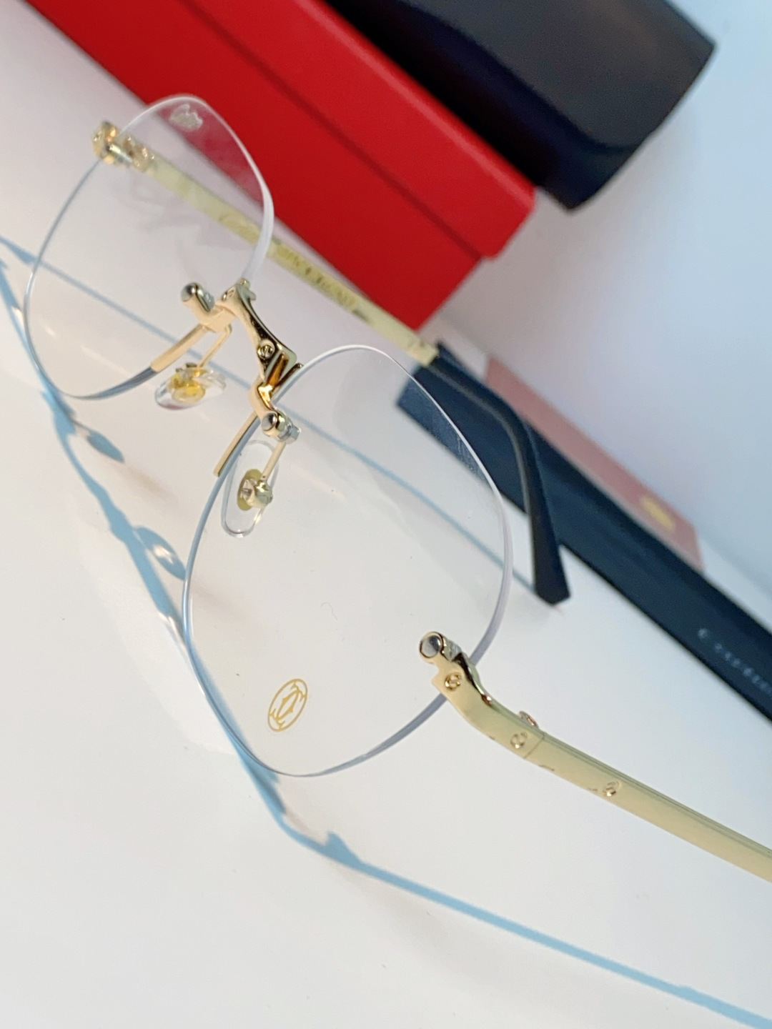 Cartier卡地亚 2026新款赛博朋克无框切边小方框太阳眼镜韩版女潮同款小脸显瘦墨镜