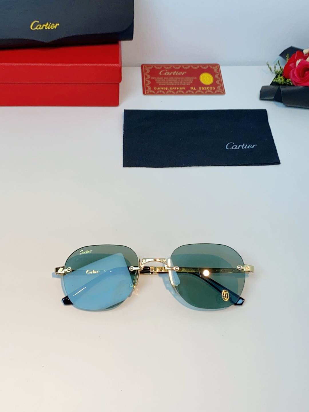 Cartier卡地亚 2026新款赛博朋克无框切边小方框太阳眼镜韩版女潮同款小脸显瘦墨镜