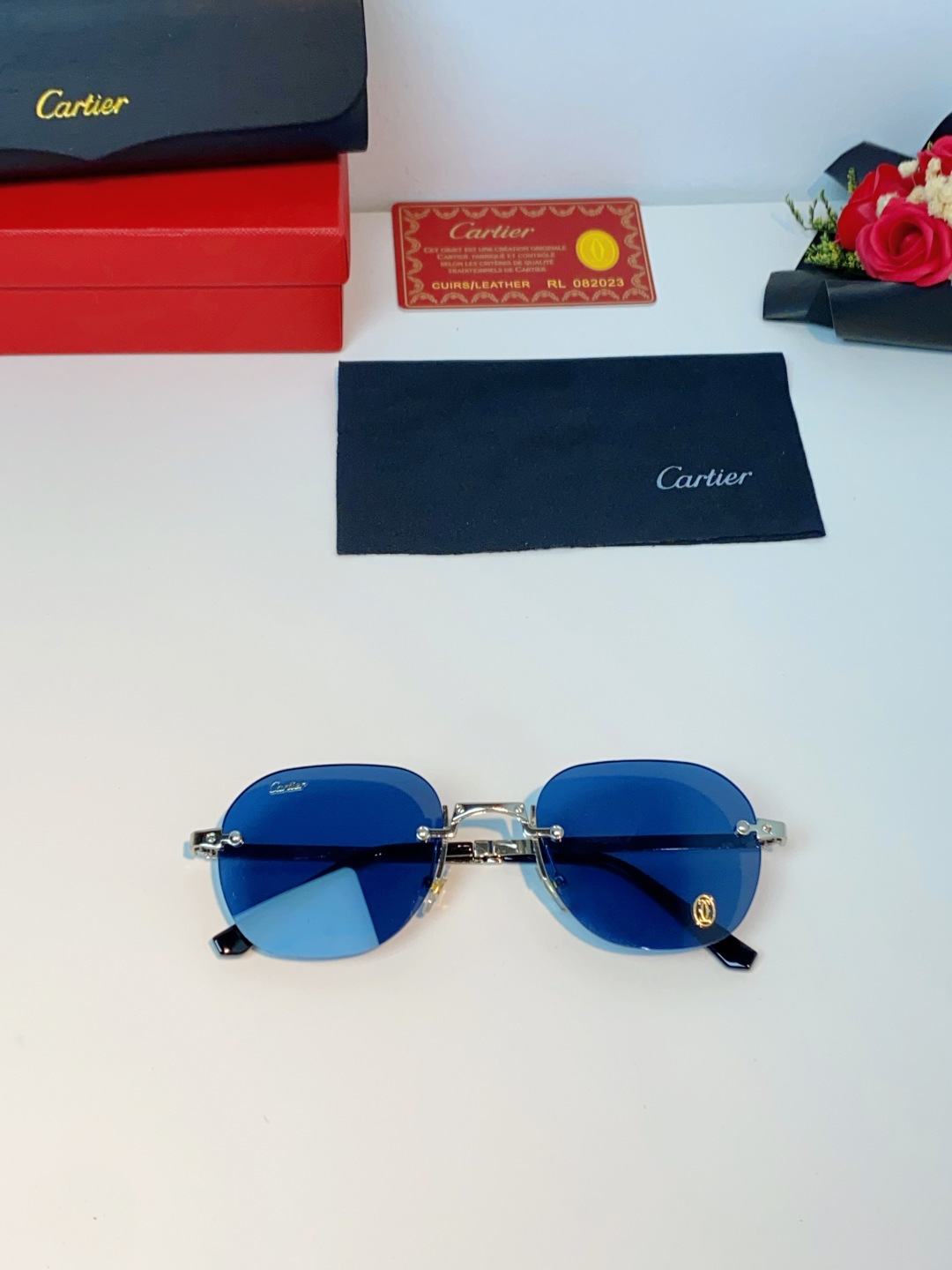 Cartier卡地亚 2026新款赛博朋克无框切边小方框太阳眼镜韩版女潮同款小脸显瘦墨镜