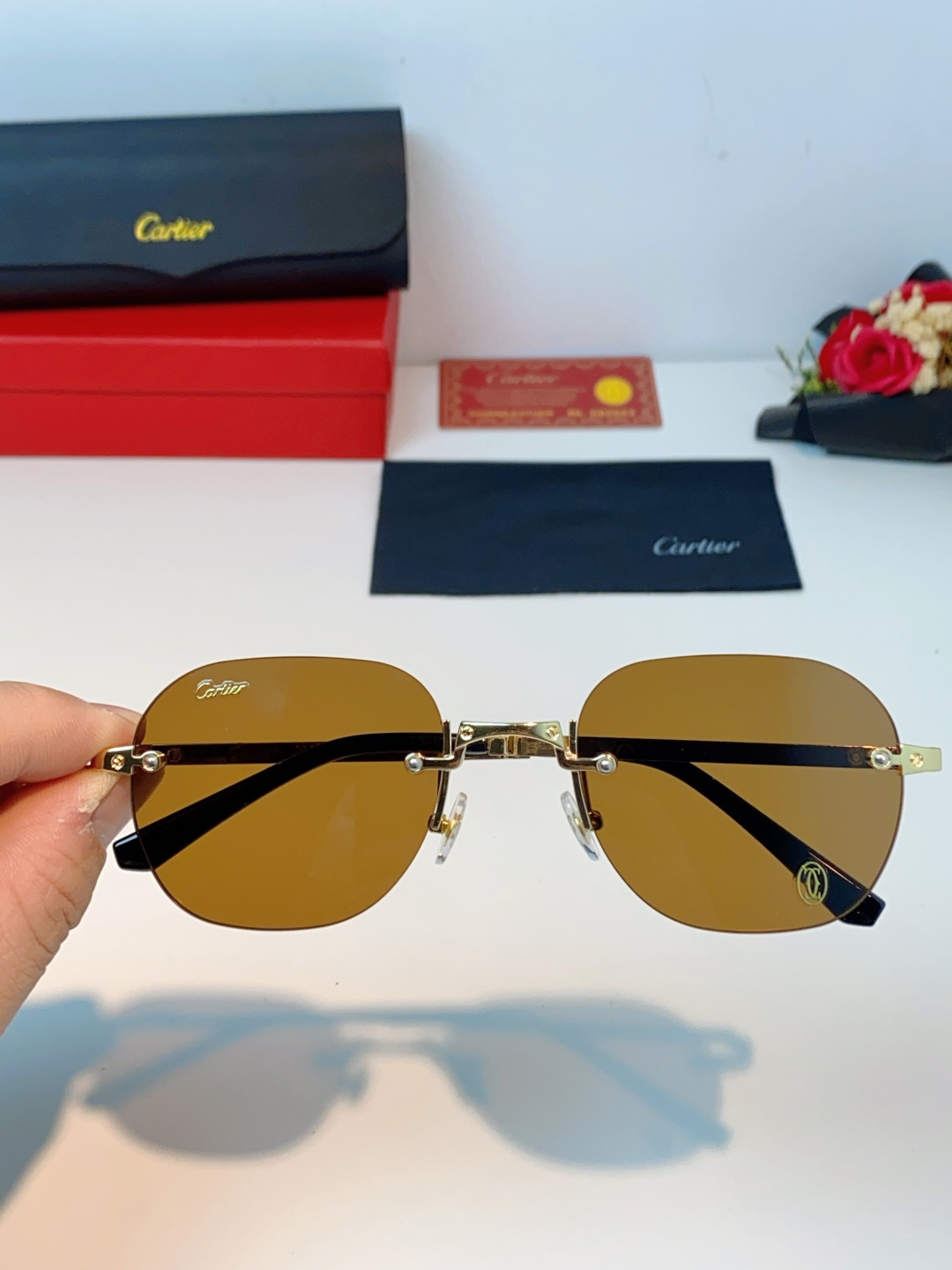 Cartier卡地亚 2026新款赛博朋克无框切边小方框太阳眼镜韩版女潮同款小脸显瘦墨镜