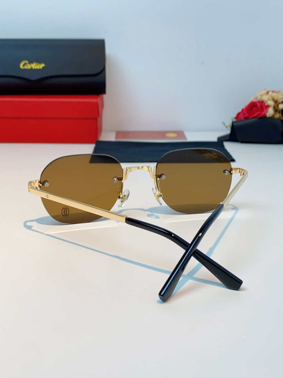 Cartier卡地亚 2026新款赛博朋克无框切边小方框太阳眼镜韩版女潮同款小脸显瘦墨镜