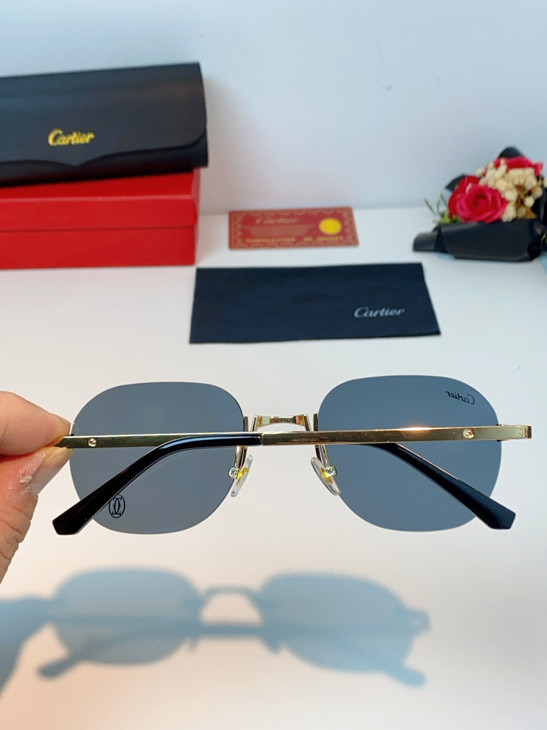 Cartier卡地亚 2026新款赛博朋克无框切边小方框太阳眼镜韩版女潮同款小脸显瘦墨镜