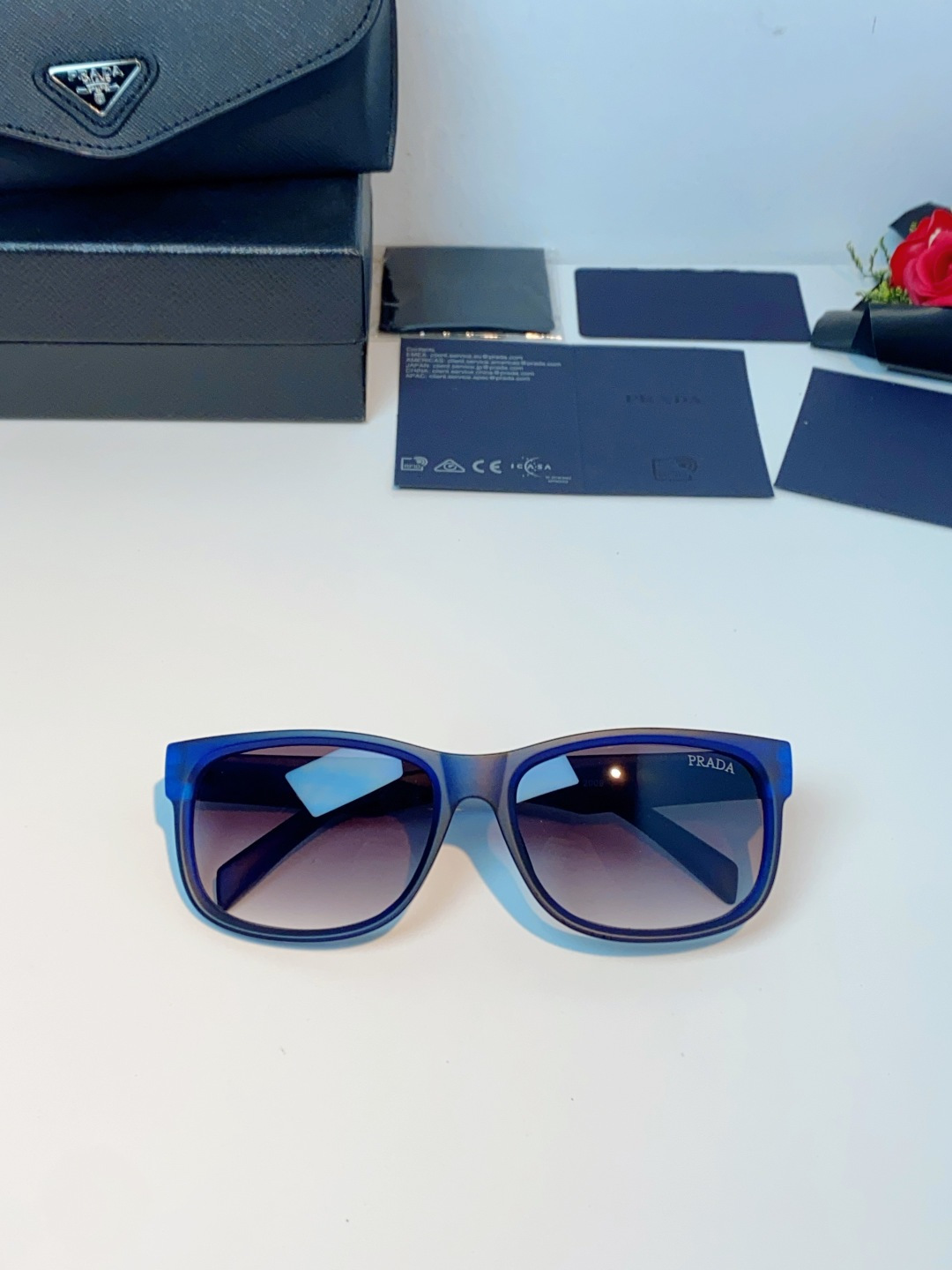 Prada普拉达 2026新春新款方框眼镜偏光太阳镜男女款户外开车专用