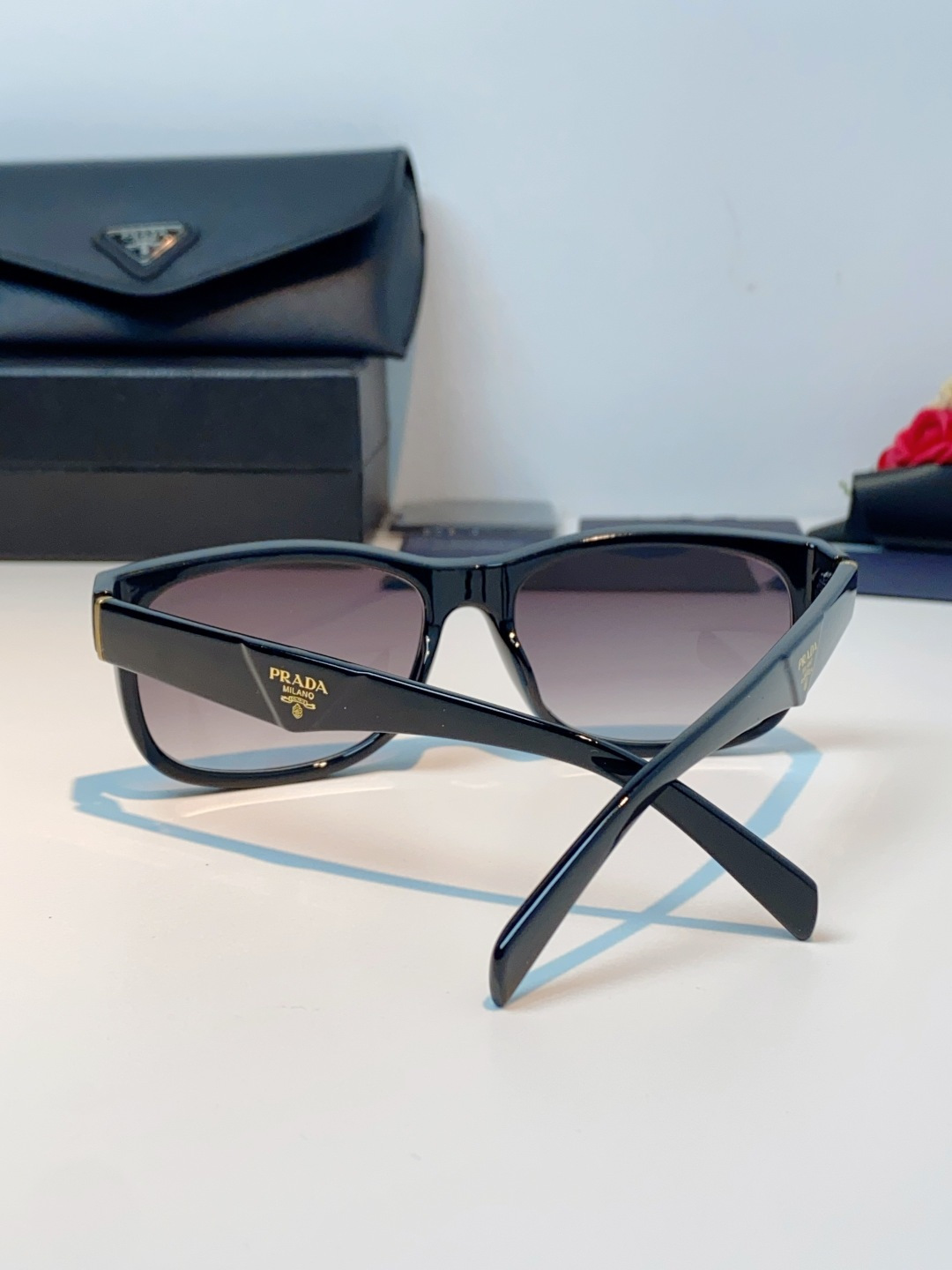 Prada普拉达 2026新春新款方框眼镜偏光太阳镜男女款户外开车专用