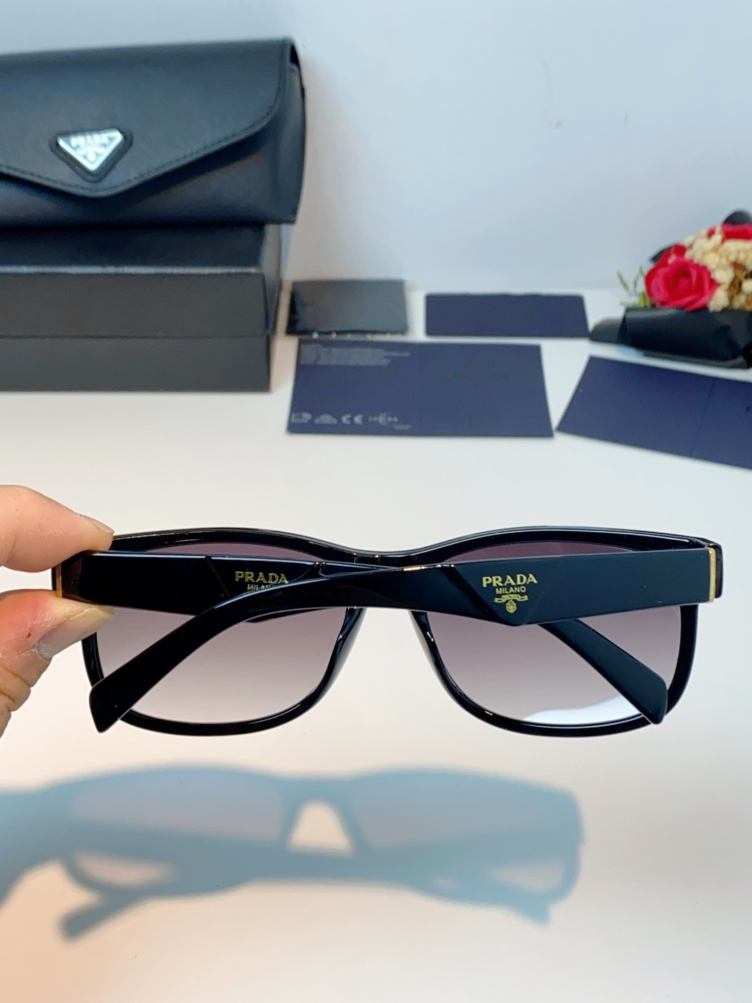 Prada普拉达 2026新春新款方框眼镜偏光太阳镜男女款户外开车专用