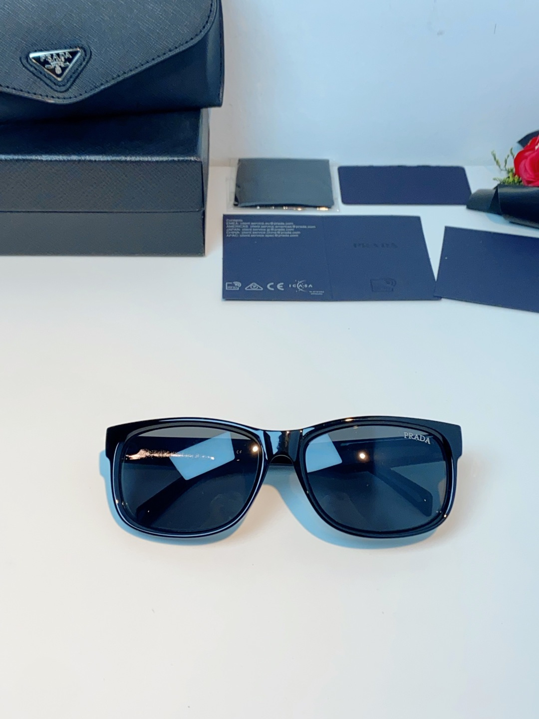 Prada普拉达 2026新春新款方框眼镜偏光太阳镜男女款户外开车专用