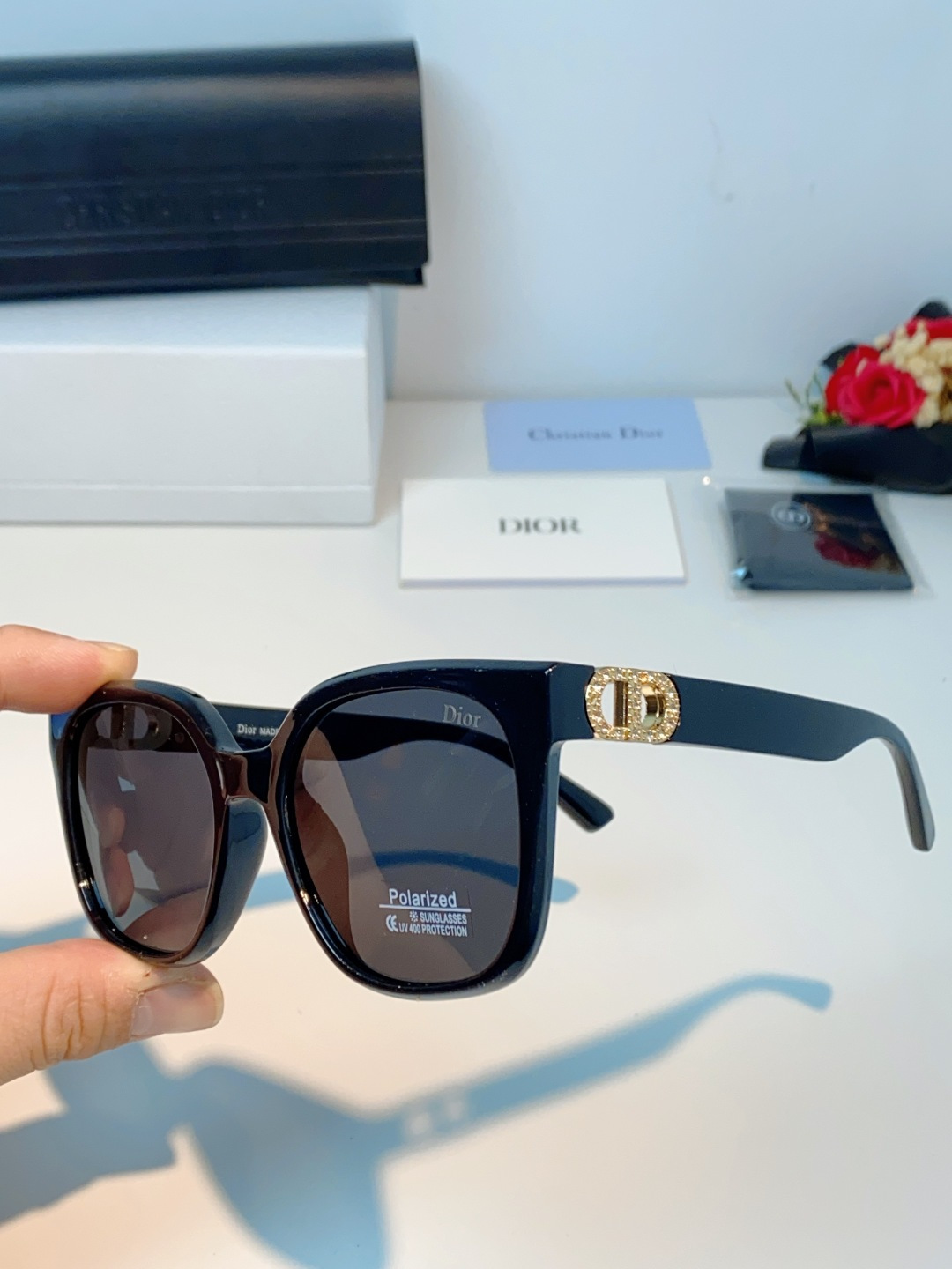 Dior迪奥 2026新款镶钻猫眼墨镜女款高级感大框显瘦复古开车偏光太阳眼镜潮女