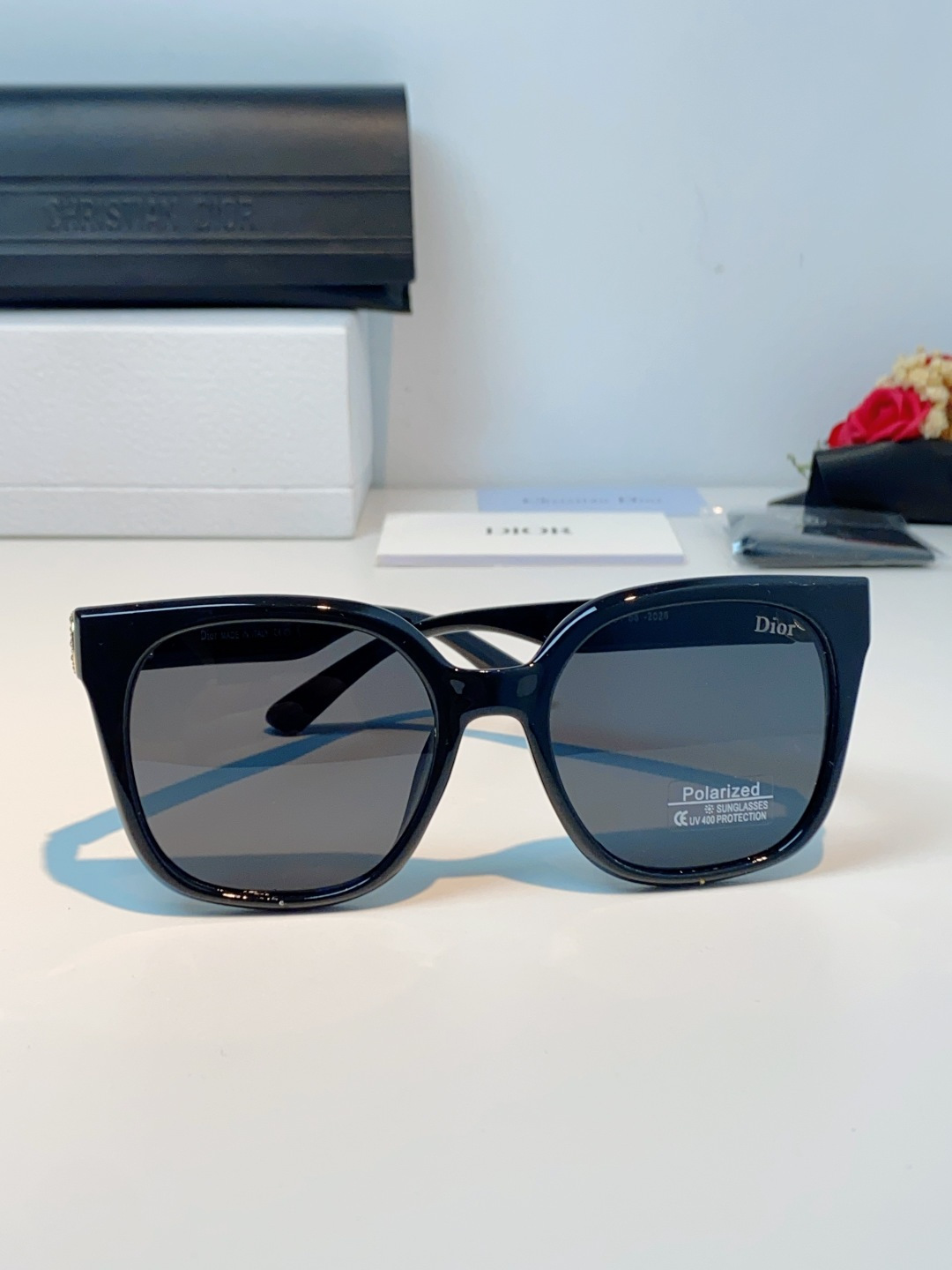 Dior迪奥 2026新款镶钻猫眼墨镜女款高级感大框显瘦复古开车偏光太阳眼镜潮女