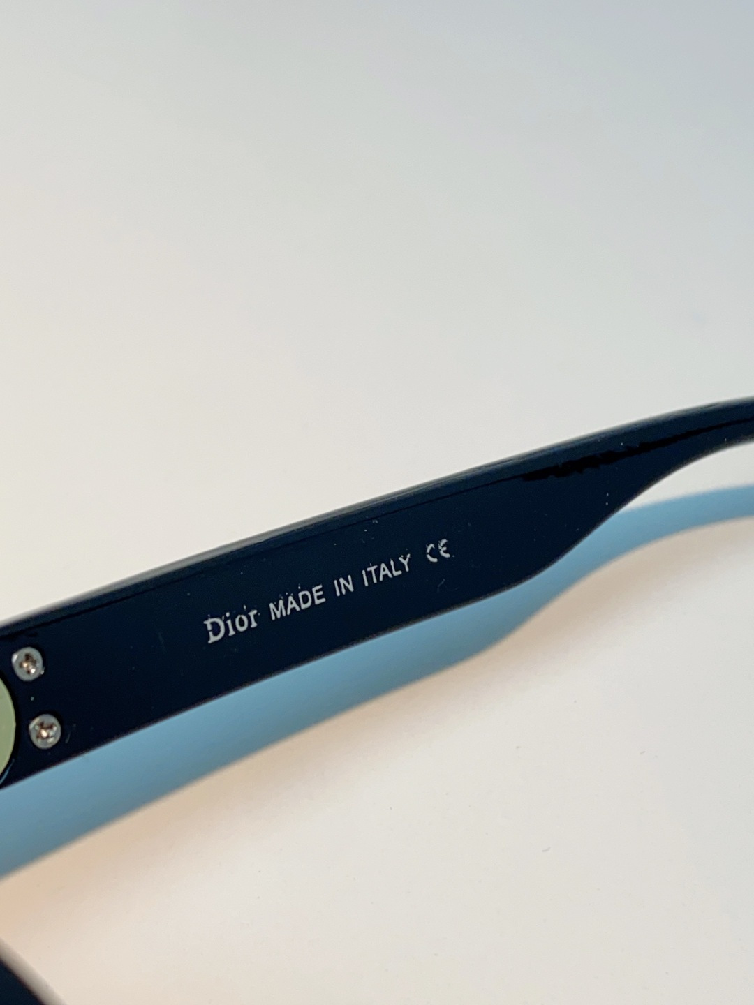 Dior迪奥 2026新款镶钻猫眼墨镜女款高级感大框显瘦复古开车偏光太阳眼镜潮女