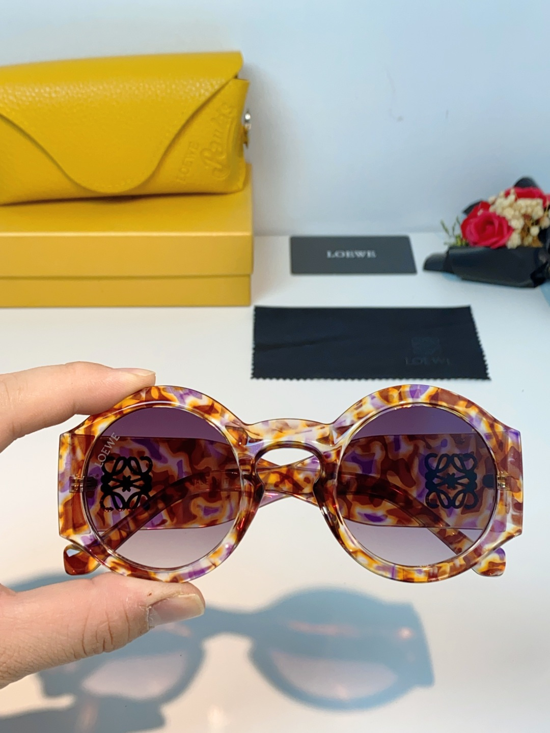 Loewe罗意威 2026新款网红防晒圆框墨镜女款高级感时髦显脸小太阳眼镜防紫外线