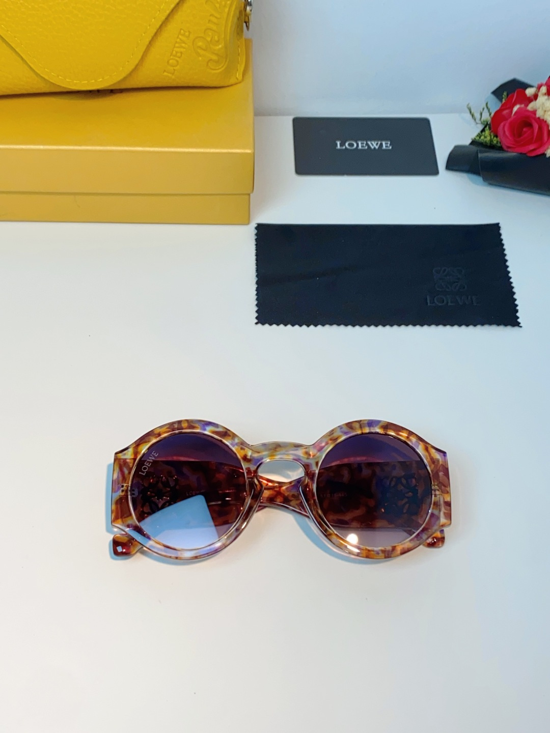 Loewe罗意威 2026新款网红防晒圆框墨镜女款高级感时髦显脸小太阳眼镜防紫外线