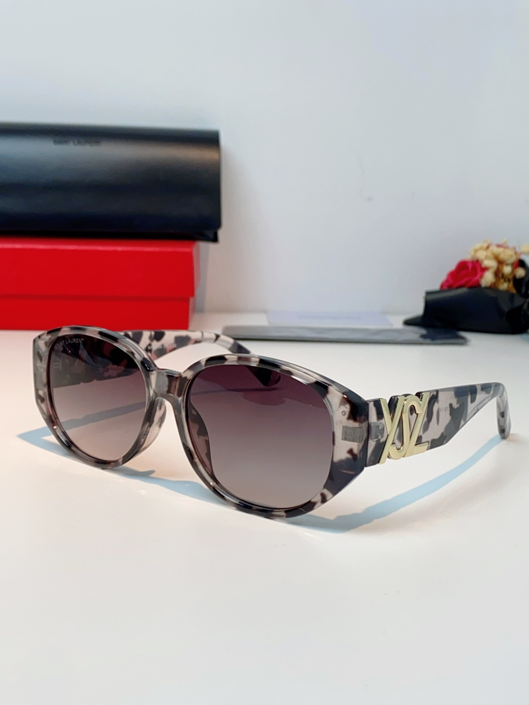 YSL圣罗兰Saint Laurent 2026新款网红同款重金属个性装饰复古时尚太阳镜新款潮流欧美户外