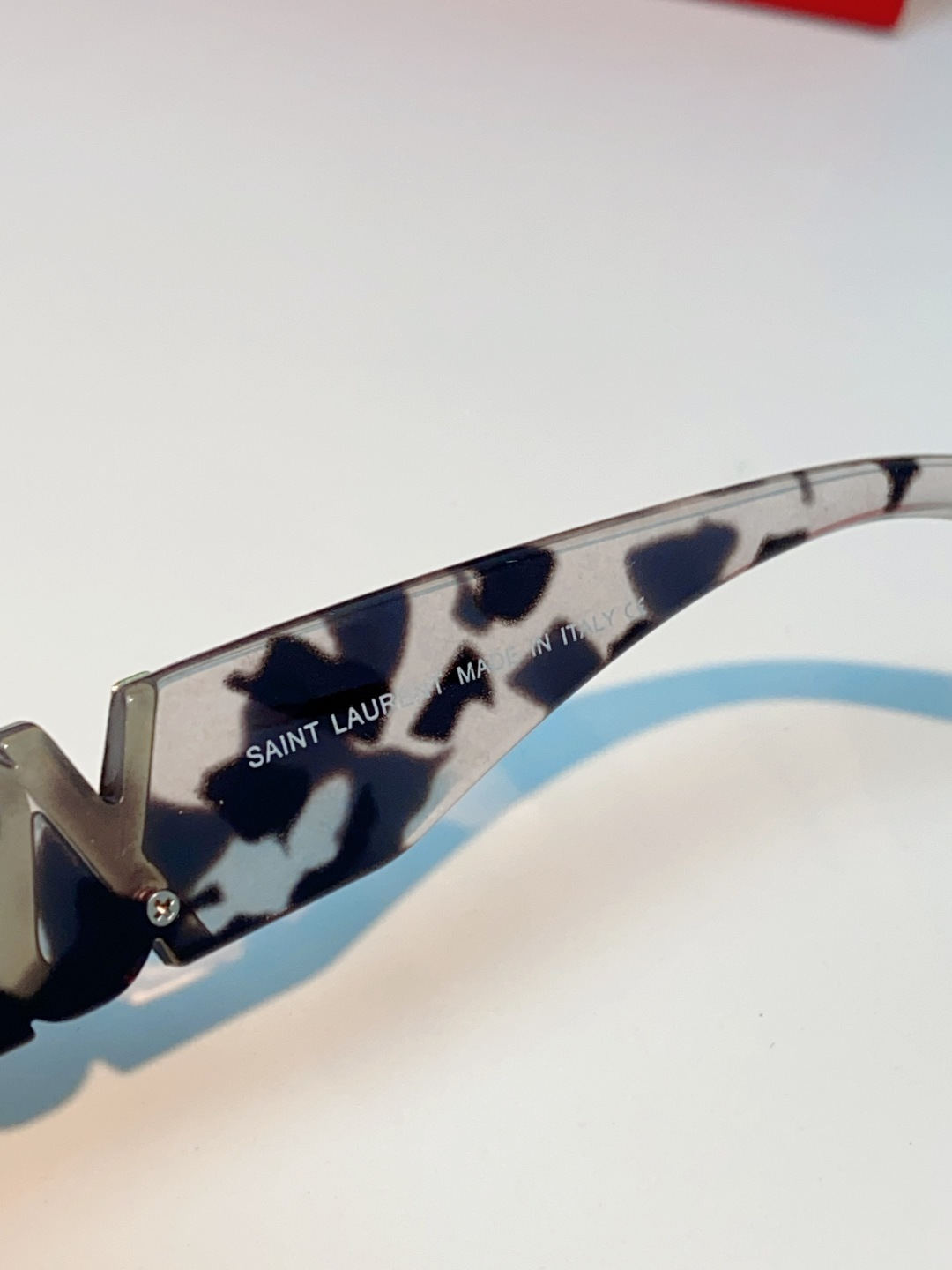 YSL圣罗兰Saint Laurent 2026新款网红同款重金属个性装饰复古时尚太阳镜新款潮流欧美户外