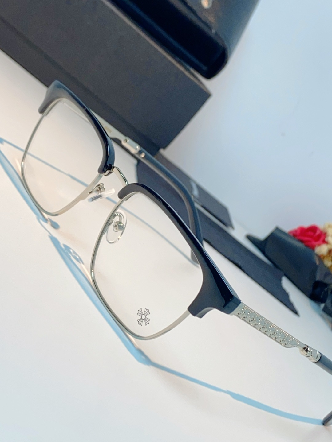 Chrome Hearts克罗心 2026新款眉线半框商务理工超轻简约近视眼镜男女